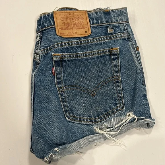 Levi’s Denim Shorts - Picture 8 of 11